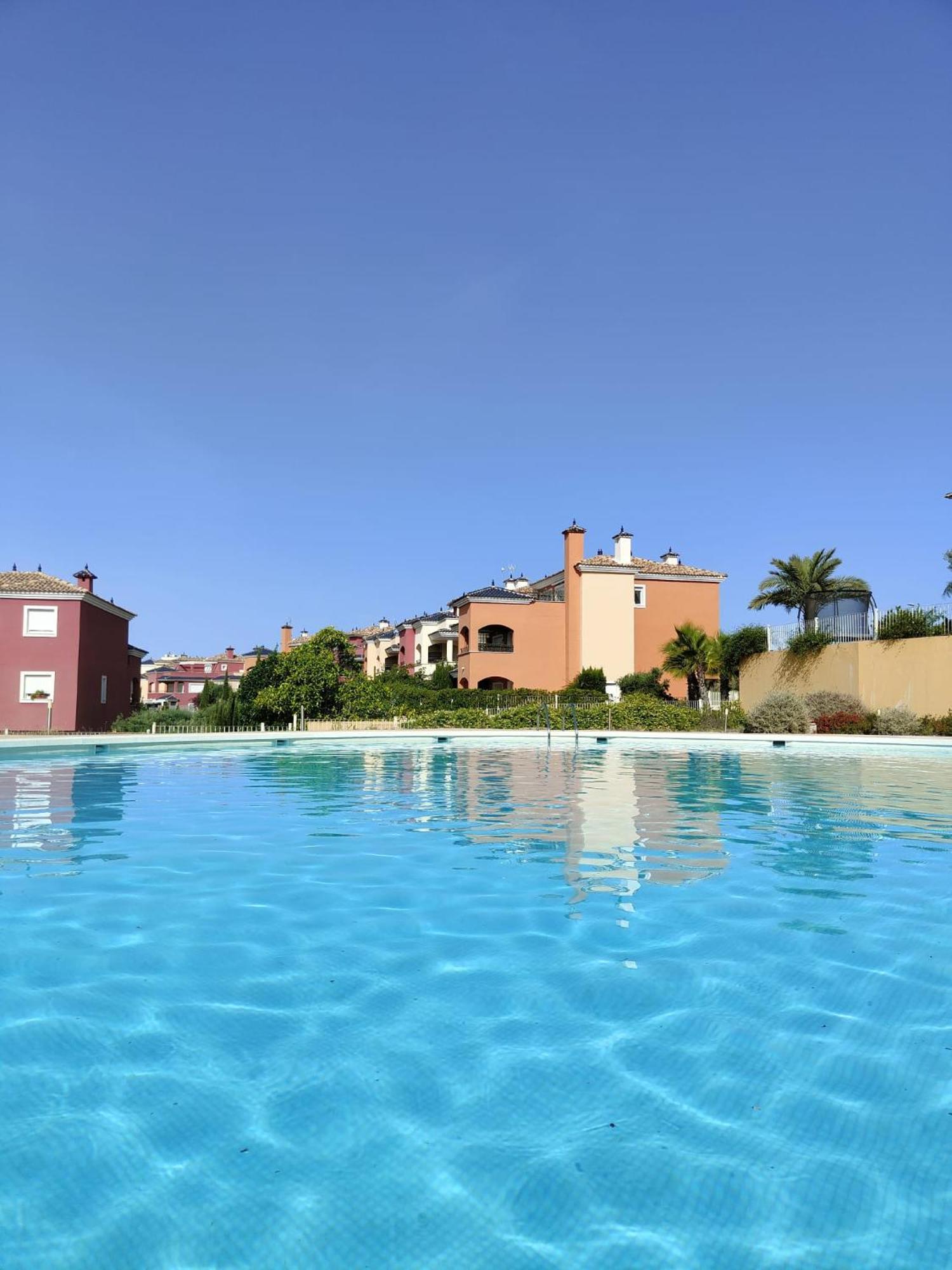 Appartement Beautiful Enjoy, With A Shared Pool *